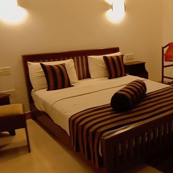 Shadow Inn Ella Zewnętrze zdjęcie