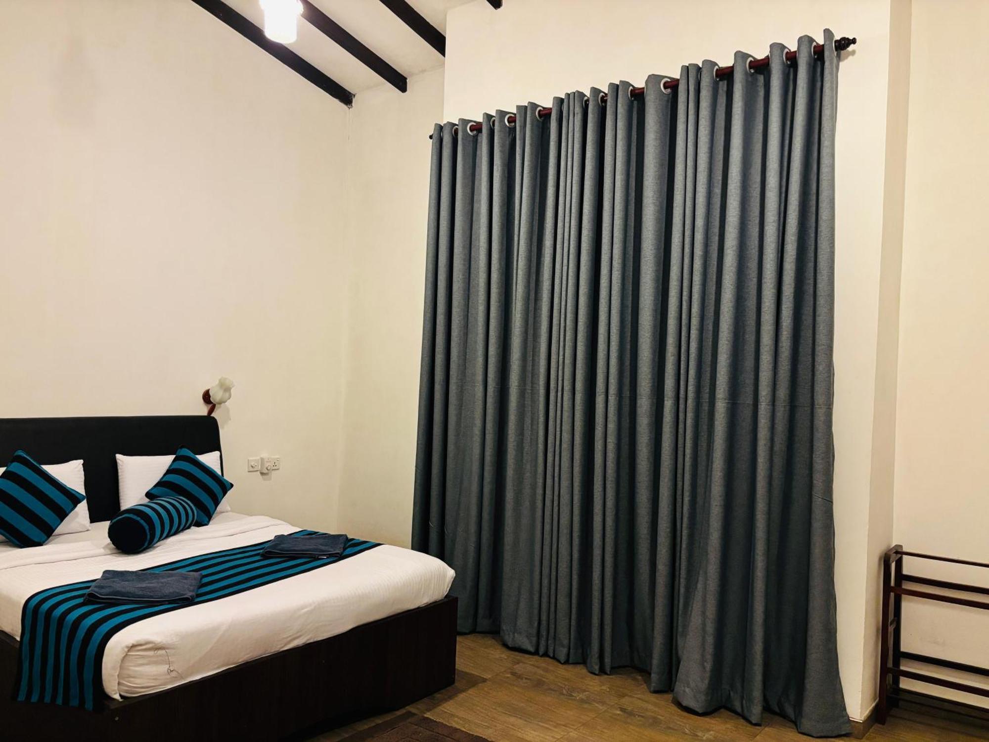 Shadow Inn Ella Zewnętrze zdjęcie